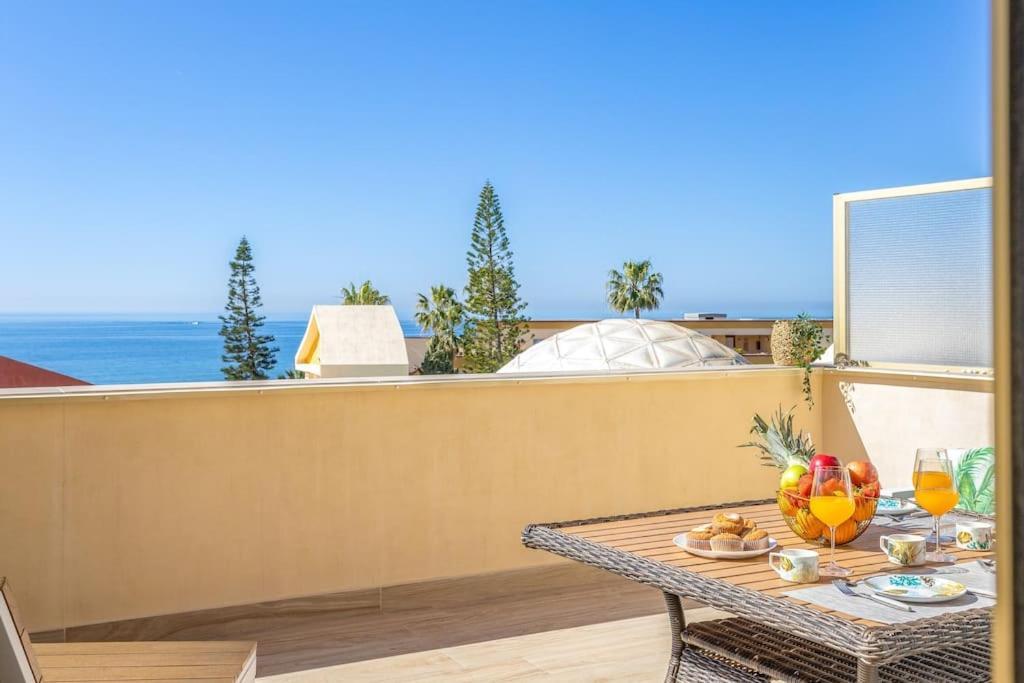 Oleholidays 535 Romana Playa Con Vistas Al Mar Marbella Exteriör bild